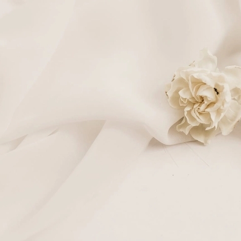 How to clean a silk wedding dress
